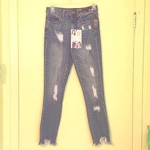 KENDALL AND KYLIE JEANS